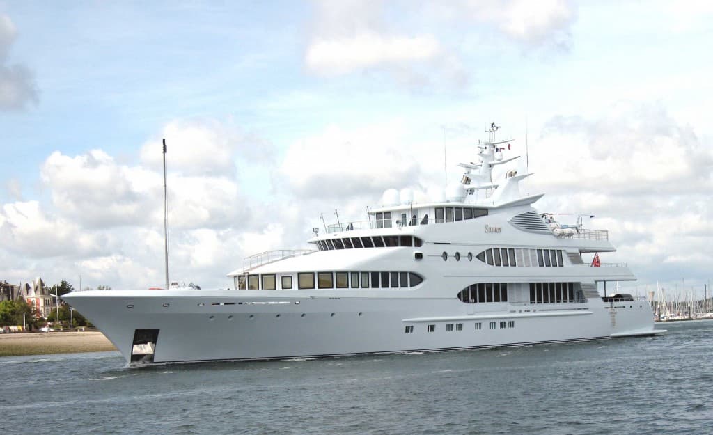 Yacht-Samar