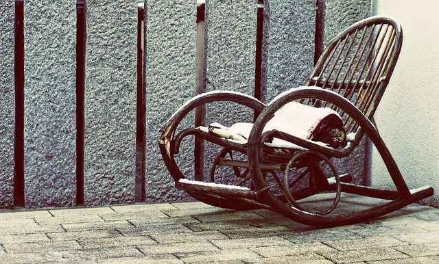 rocking-chair-604136_640