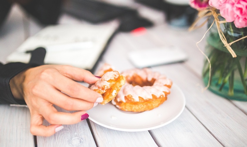 unhealthy eating habits