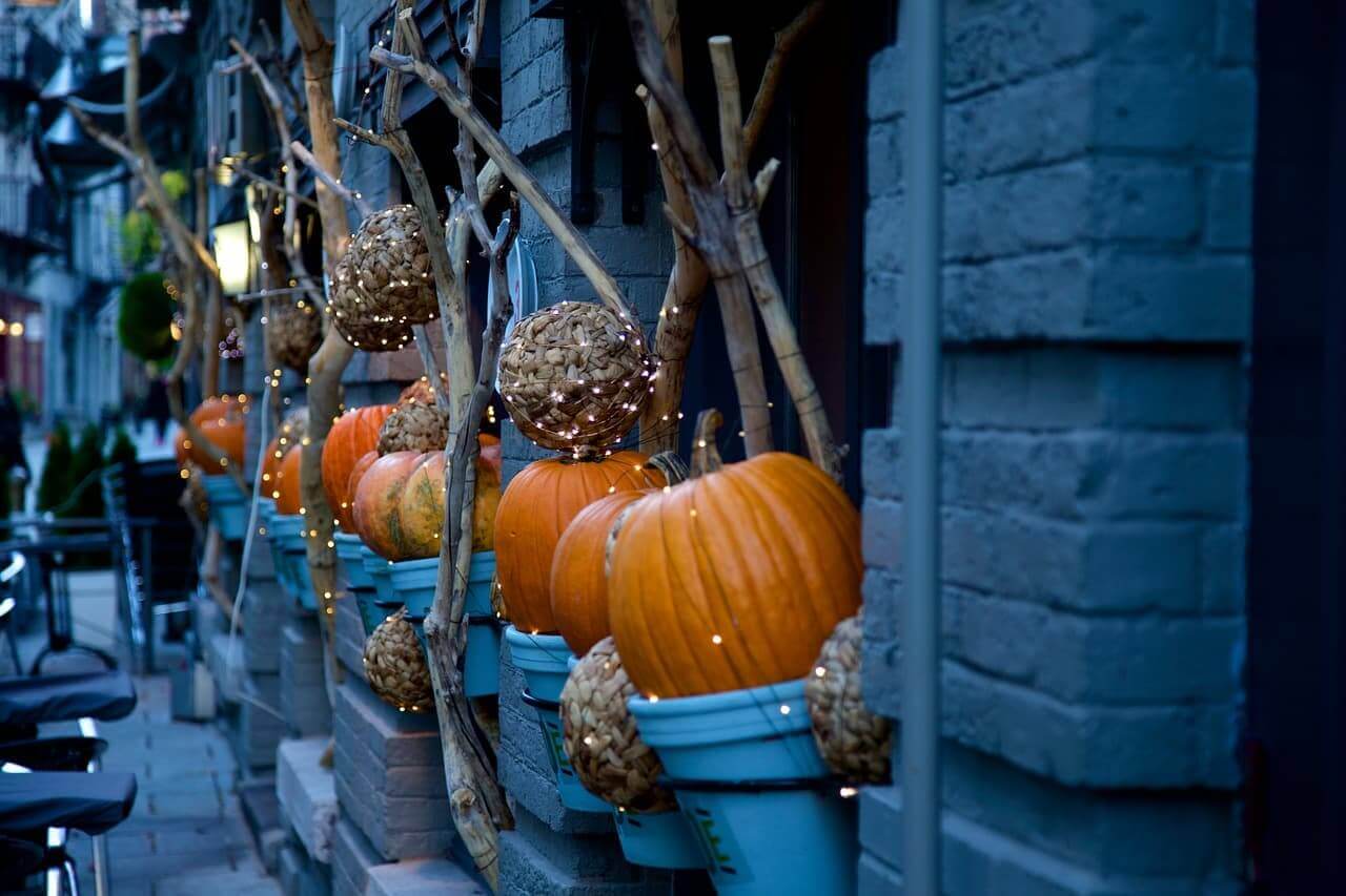 Halloween Decoration office celebration