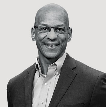 Lee Jourdan Headshot