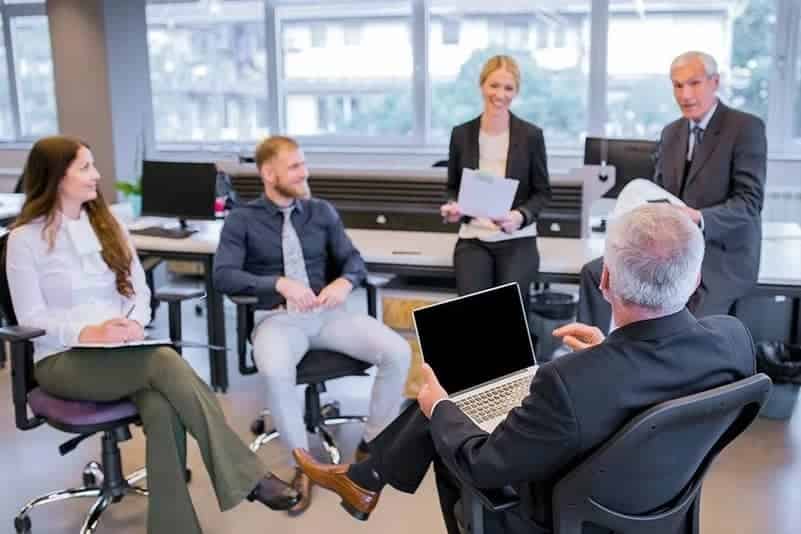 motivate employee and manage senior employees