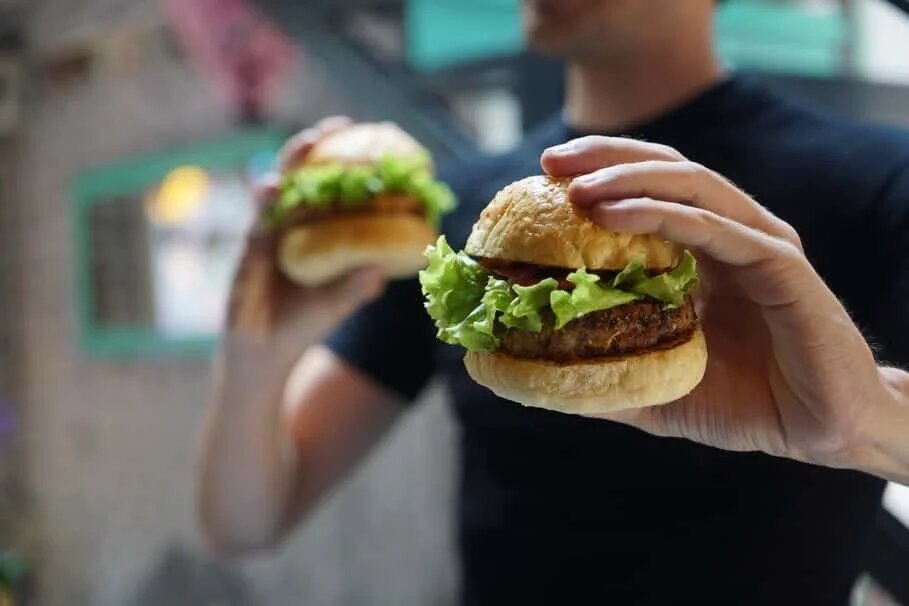 burger taster job