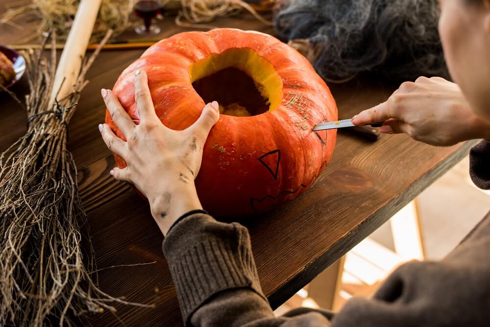 celebrate Halloween in the office workplace