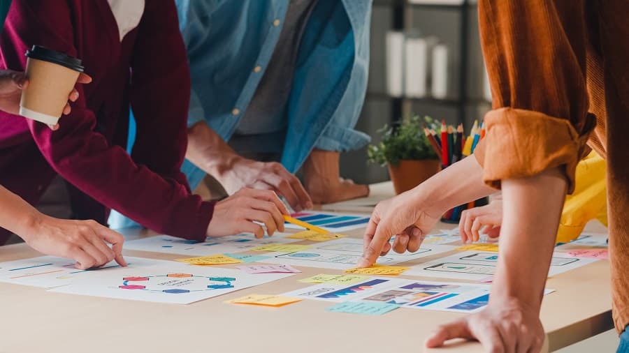 Signs of a Toxic Workplace Toxic Office 