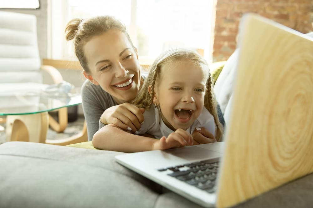know your workplace rights as working mothers