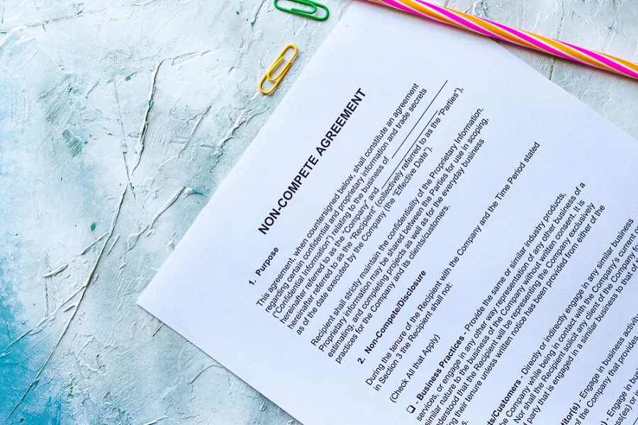 noncompete agreement clauses