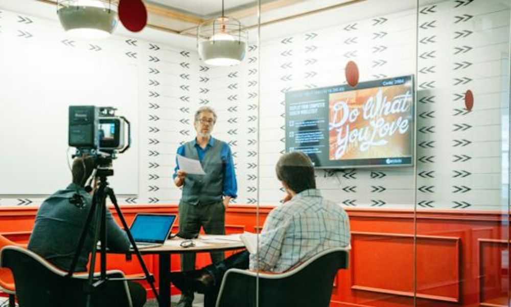 WeWork Bankruptcy Filing—What Does This Mean for Employees?