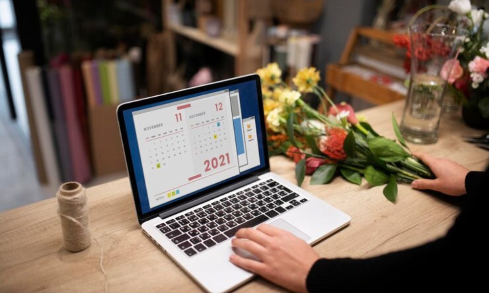 HR Manager's Toolkit: The Ultimate Guide to Online Absence Management Systems