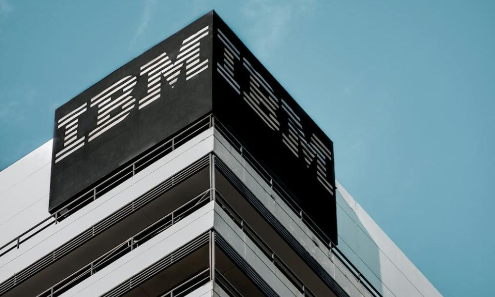 IBM replaces HR AI