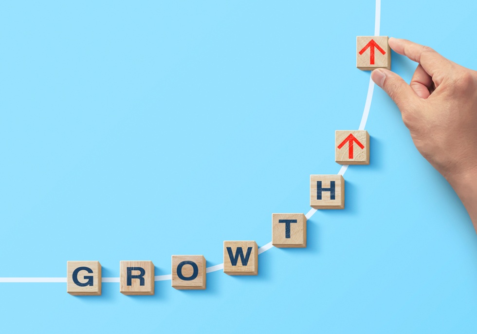 US jobs growth April 2025