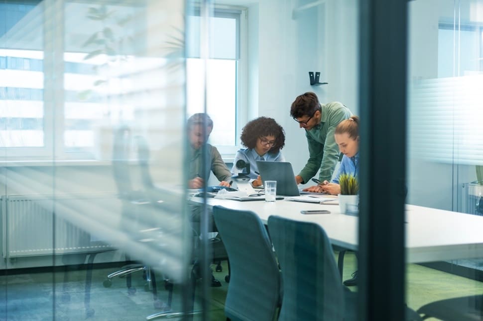 AI replace leaders work