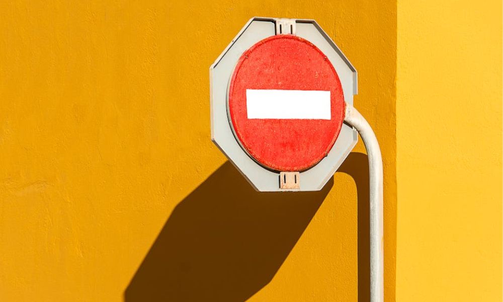 Louvre staff protest