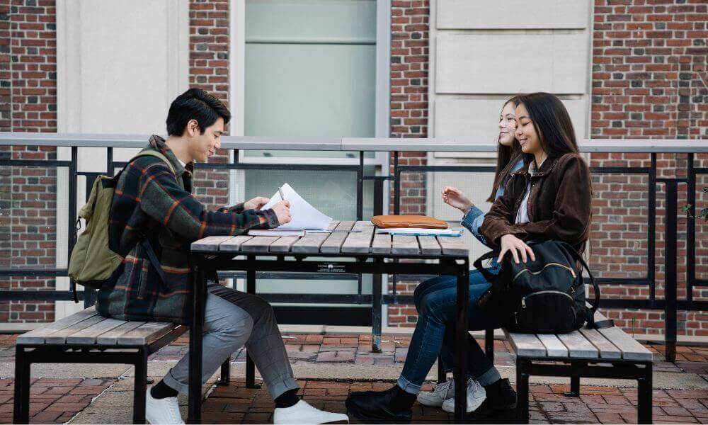 benefits of campus recruitment