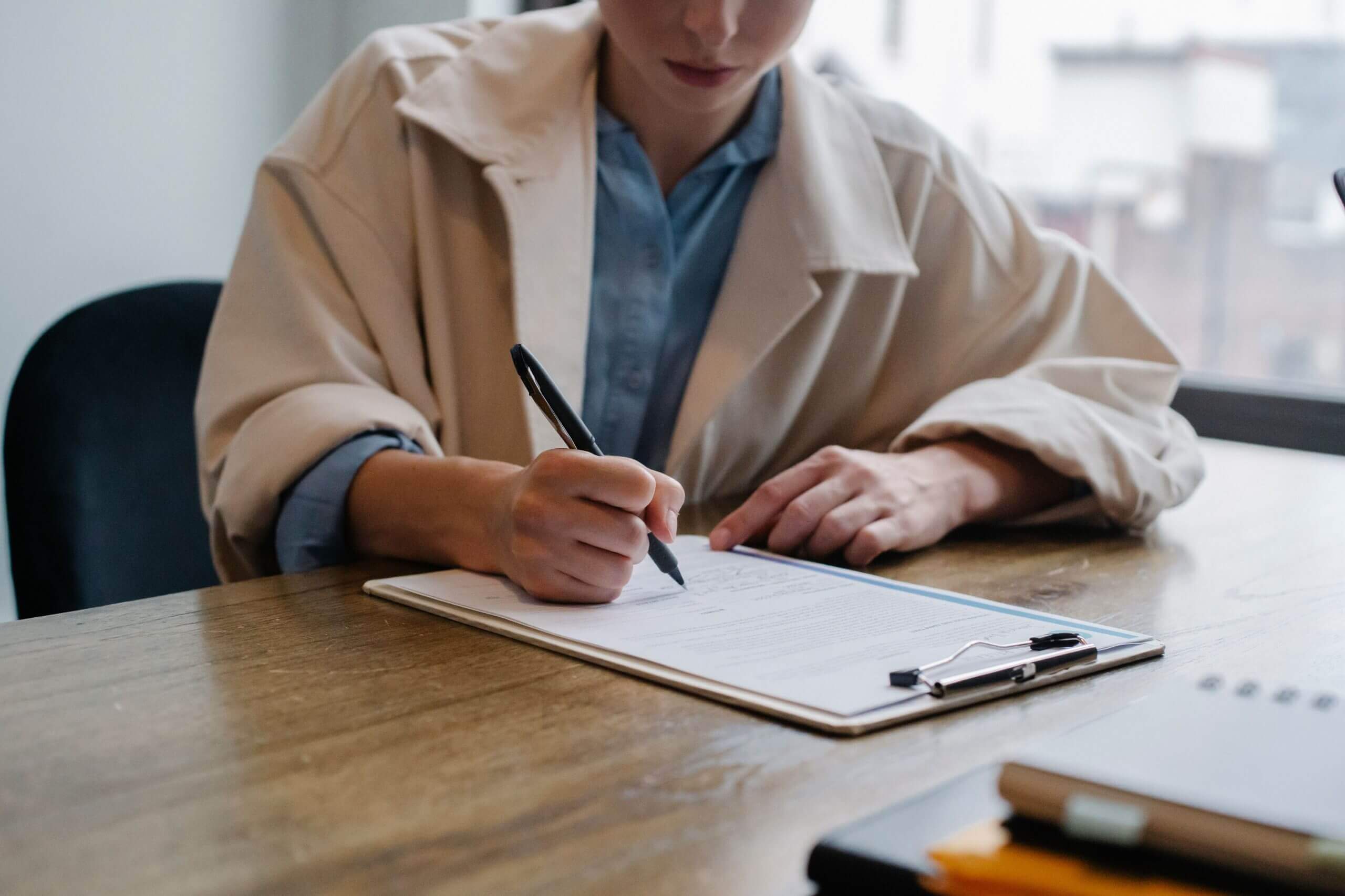 candidates lie on resumes lying job description AI